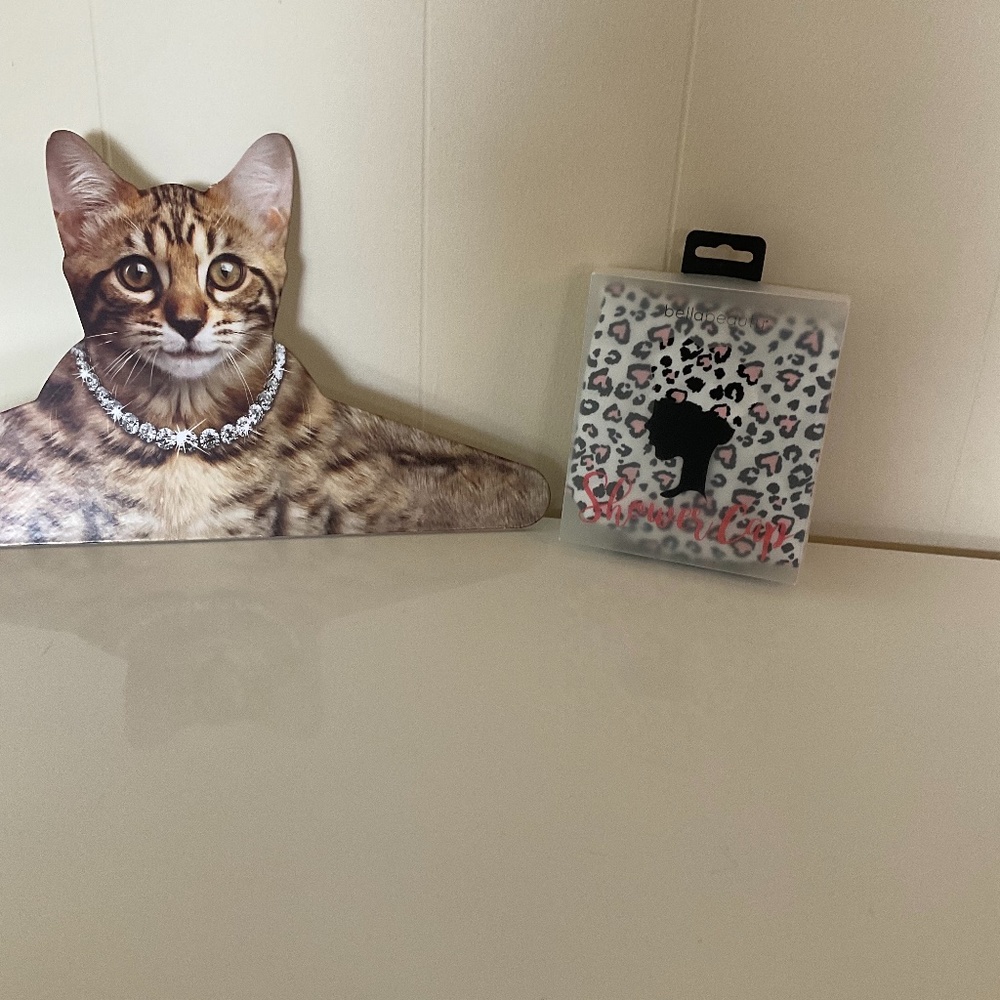 BNIP BellaBeauty Leopard print shower cap